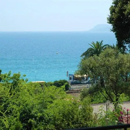 Moderne A Avec Vue Sur Et Montagne 85 M² Daire